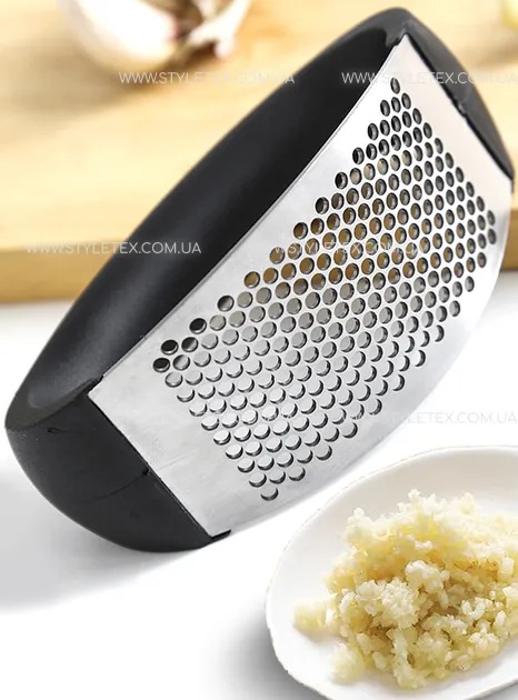 Прес для часнику з щіточкой Frico FRU-284
